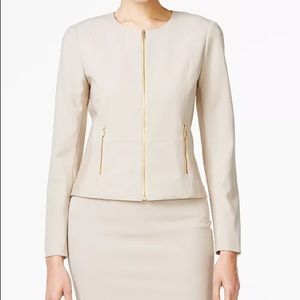 Calvin Klein invisible fit solution jacket size 2